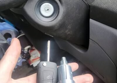 car keys locked in a car emergency service provided by jj car keys